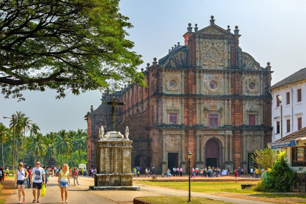 Mumbai to Goa by Road – Distance, Time and Useful Travel Information (with Astha Travels Line insights)